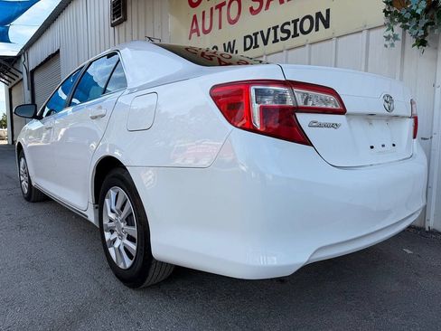 Used 2013 Toyota Camry LE FWD image 10