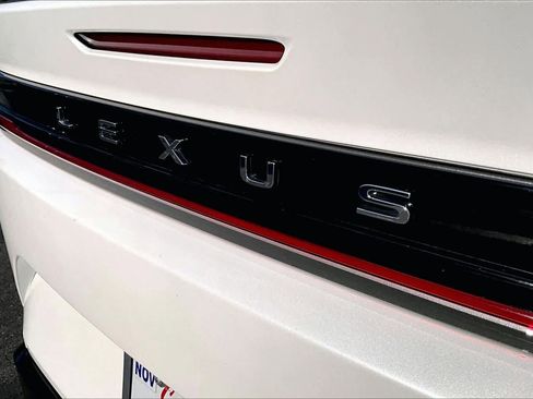 Used 2023 Lexus RZ 450e Premium image 29