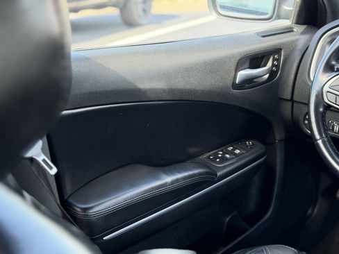 Used 2022 Dodge Charger SXT w/ Leather Interior Group RWD image 14