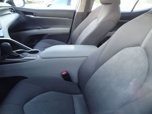 Used 2024 Toyota Camry LE FWD image 10