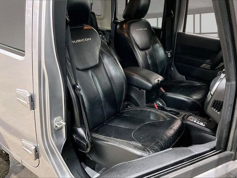 Used 2015 Jeep Wrangler Unlimited Sport AWD/4WD image 8