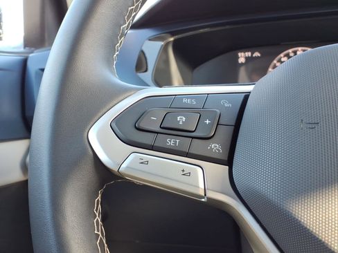 Used 2023 Volkswagen Taos SE image 26