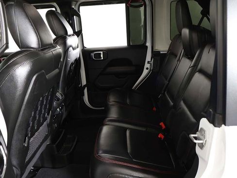 Used 2022 Jeep Wrangler Unlimited Rubicon w/ Cold Weather Group image 30