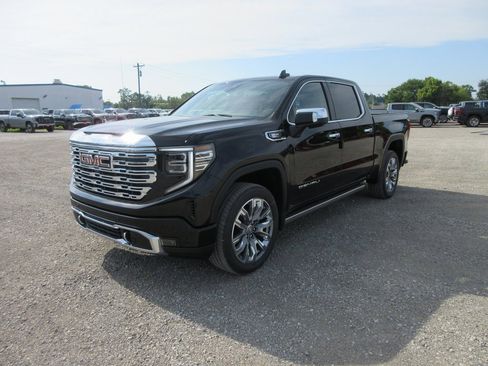 New 2026 GMC Sierra 1500 Denali w/ Denali Reserve Package image 11