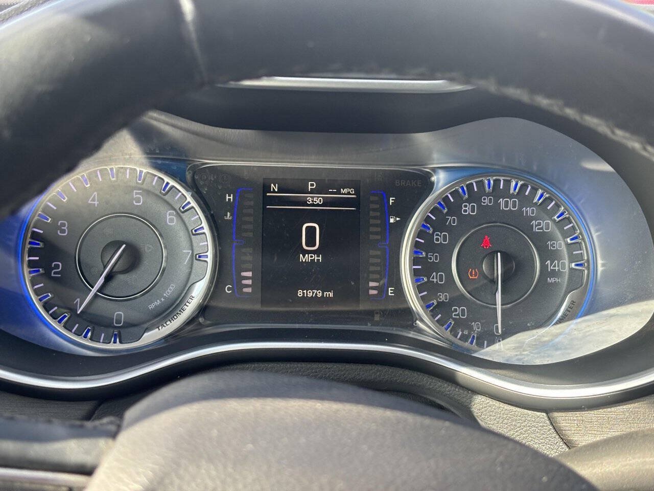 Used 2016 Chrysler 200 Limited w/ Convenience Group FWD image 23