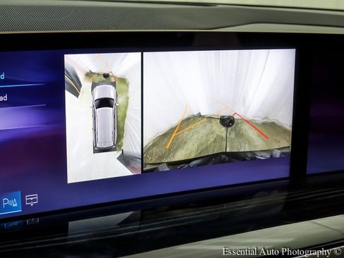 Certified 2025 Cadillac Escalade Sport w/ LPO, ONYX Package image 18