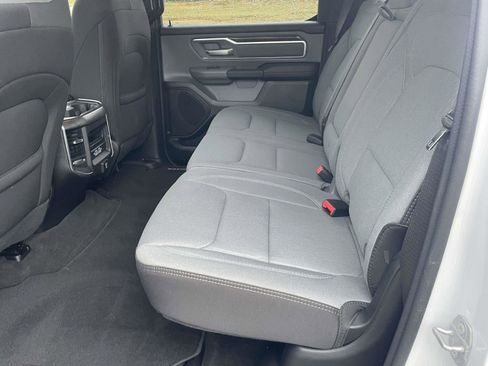 Certified 2022 RAM 1500 Big Horn AWD/4WD image 5