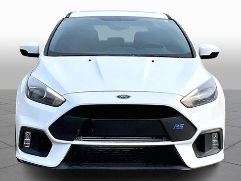 Used 2017 Ford Focus RS image 3