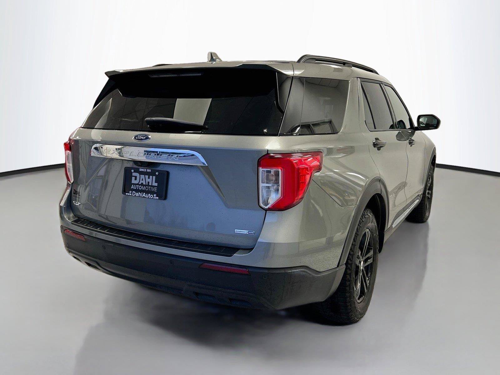 Used 2020 Ford Explorer XLT w/ Comfort Package AWD/4WD image 13