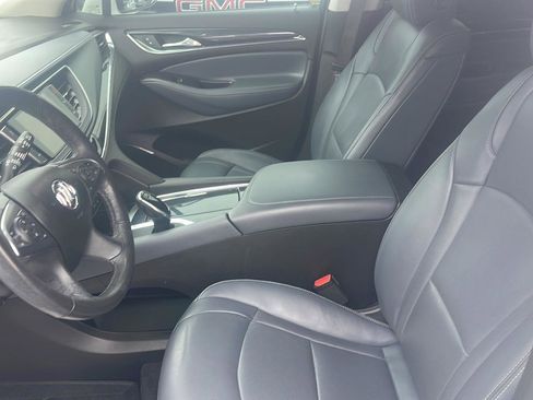 Used 2021 Buick Enclave Premium w/ Sun and Sites Package image 8