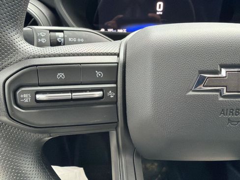 Used 2026 Chevrolet Colorado Trail Boss AWD/4WD image 11