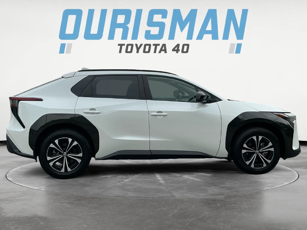 Used 2024 Toyota bZ4X FWD w/ Weather Package image 8