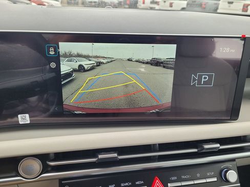 New 2026 Hyundai Tucson SE image 9