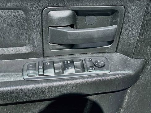 Used 2019 RAM 1500 Express w/ Express Value Package AWD/4WD image 18