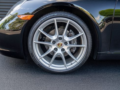 Certified 2016 Porsche 911 Carrera RWD image 22