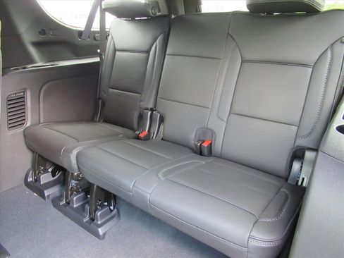 New 2026 GMC Yukon XL Denali AWD/4WD image 37