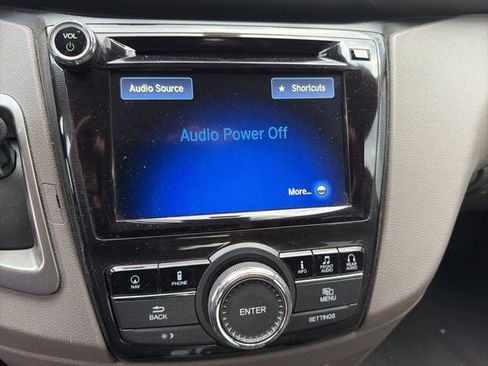 Used 2014 Honda Odyssey Touring image 8