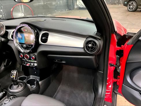Used 2024 MINI Cooper S FWD image 18