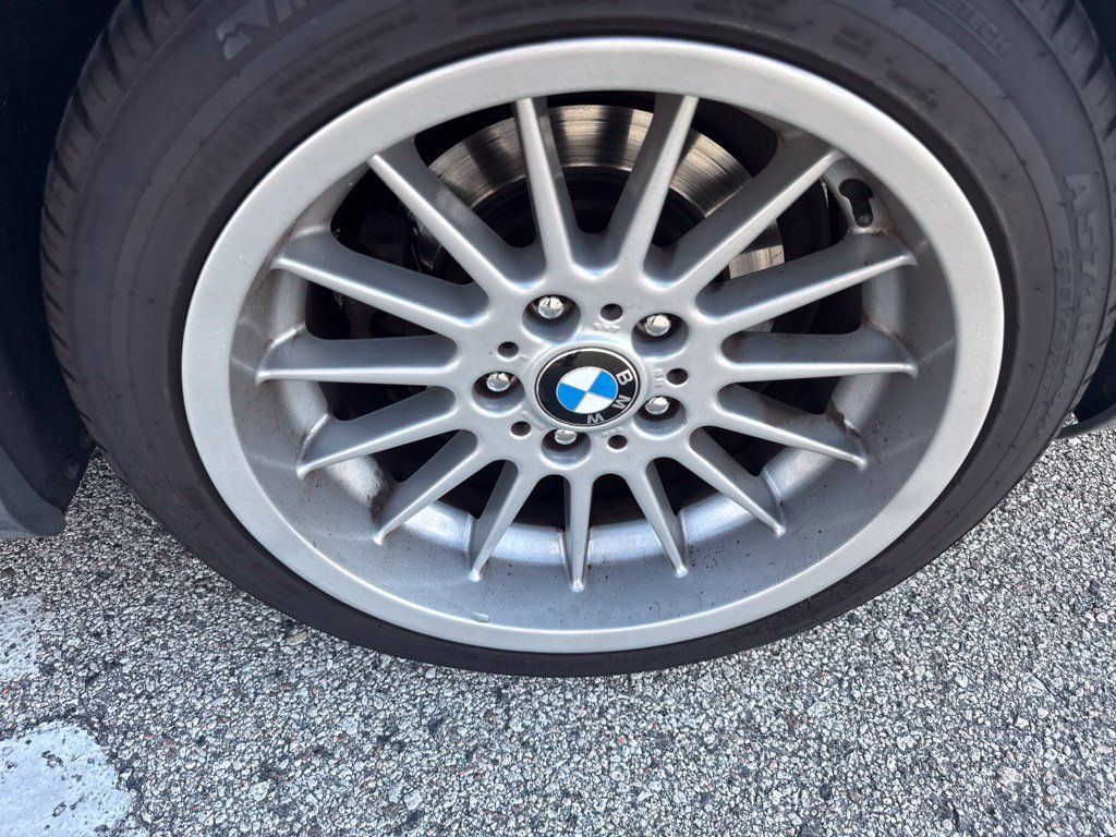 Used 2011 BMW 328i xDrive Coupe AWD/4WD image 26