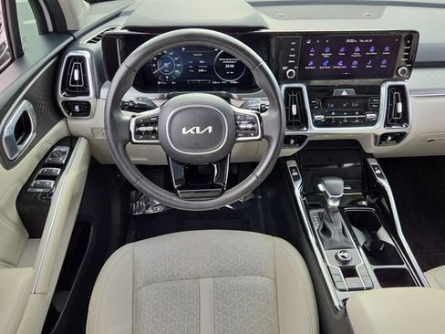 Used 2023 Kia Sorento SX FWD image 14