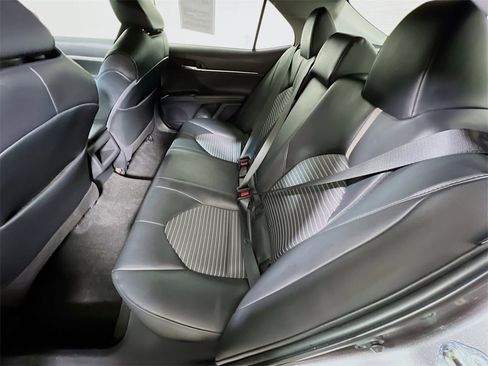 Certified 2020 Toyota Camry SE w/ Carpet Mat Package image 22