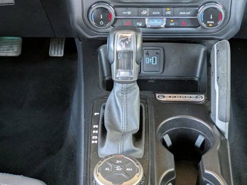 Certified 2022 Ford Bronco Outer Banks image 16