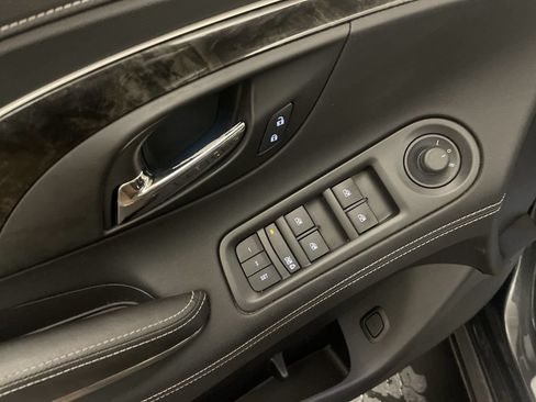 Used 2014 Buick LaCrosse Leather FWD image 18