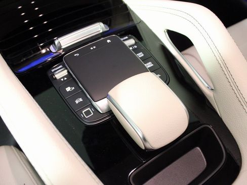 Certified 2026 Mercedes-Benz GLE 450 4MATIC image 26