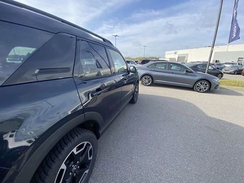 Used 2021 Ford Bronco Sport Outer Banks w/ Outer Banks Package image 10