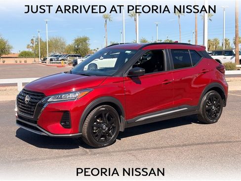 Certified 2024 Nissan Kicks SR FWD image 1