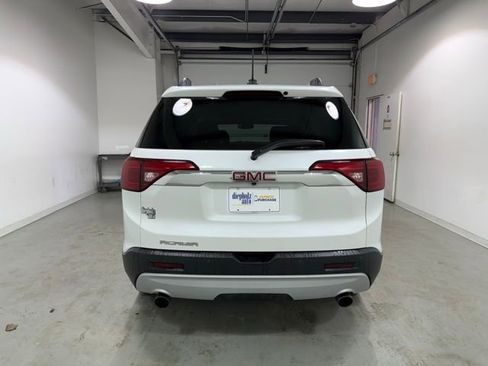 Used 2019 GMC Acadia SLT image 6