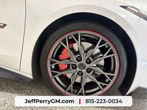 Used 2023 Chevrolet Corvette Stingray Premium Conv w/ Z51 Performance Package RWD image 28