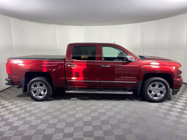 Used 2017 Chevrolet Silverado 1500 LTZ Z71 w/ LTZ Plus Package AWD/4WD image 7