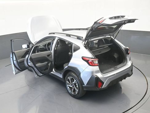 Used 2024 Subaru Crosstrek 2.0i Premium image 61