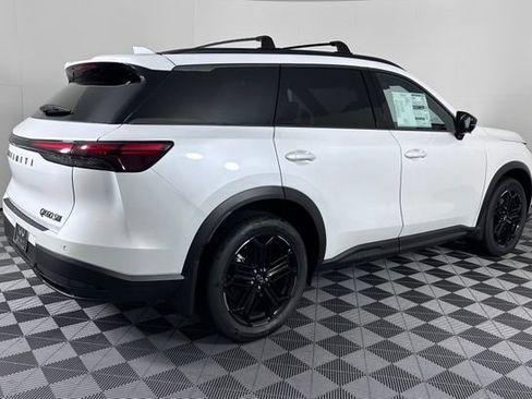 Certified 2026 INFINITI QX60 Sport w/ Dark Cargo Package AWD/4WD image 7
