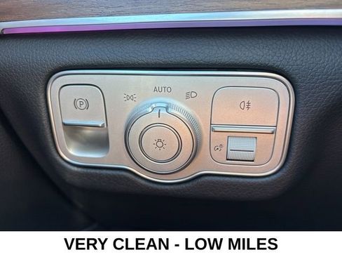 Used 2025 Mercedes-Benz GLE 350 4MATIC image 7