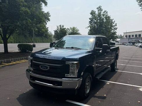 Used 2019 Ford F250 XL w/ Power Equipment Group AWD/4WD image 18