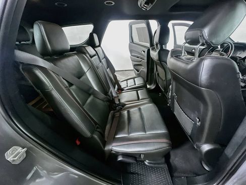 Used 2023 Dodge Durango R/T RWD image 12