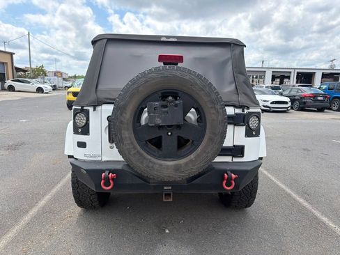Used 2011 Jeep Wrangler Sahara w/ Dual Top Group AWD/4WD image 5