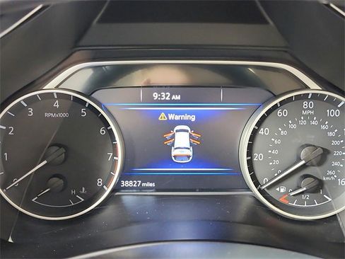 Used 2023 Nissan Murano Platinum w/ Cargo Package image 23