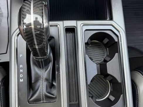 Used 2018 Ford F150 Raptor w/ Equipment Group 802A Luxury AWD/4WD image 17