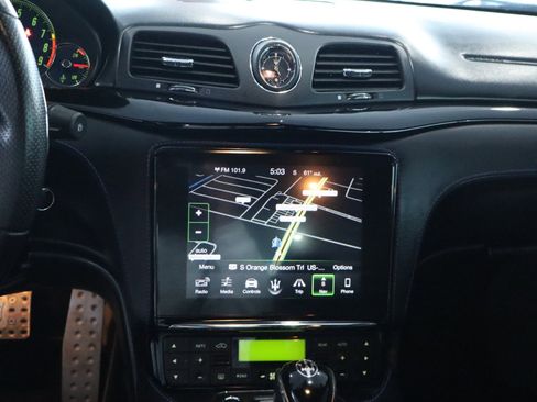 Used 2018 Maserati GranTurismo Sport image 22