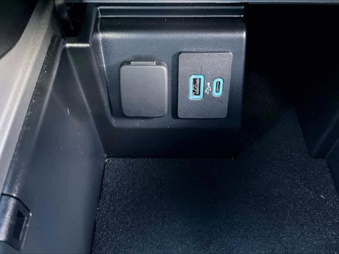 Used 2023 Ford Explorer ST w/ Equipment Group 401A image 37