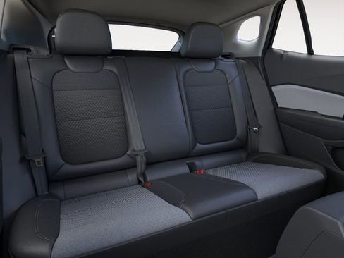 New 2026 Chevrolet Trax LT w/ LPO, Blackout Package FWD image 17