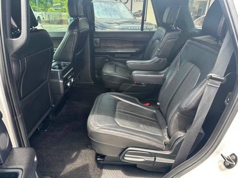 Used 2018 Ford Expedition Limited AWD/4WD image 7