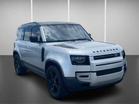 Used 2020 Land Rover Defender 110 First Edition AWD/4WD image 2