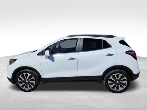 Used 2021 Buick Encore Preferred FWD image 9