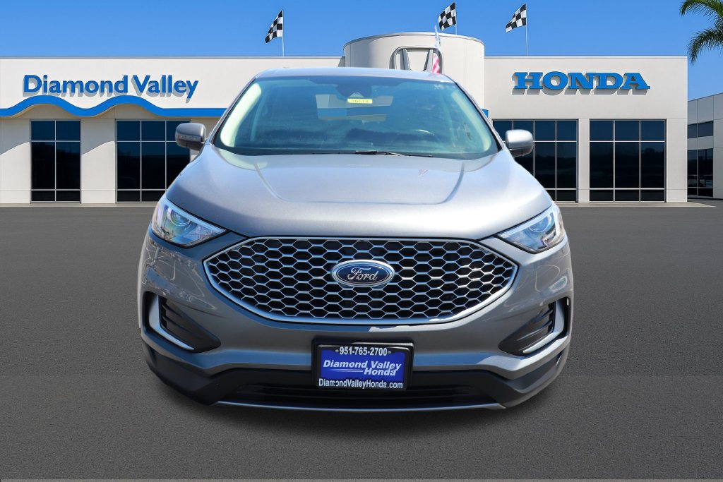 Used 2024 Ford Edge SEL AWD/4WD image 2