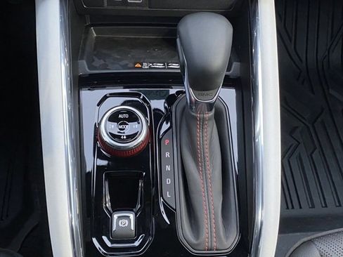 Used 2025 GMC Canyon AT4 w/ AT4X Package image 19