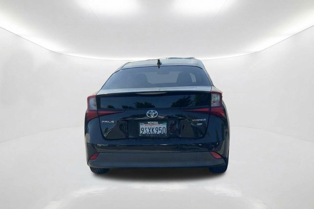 Used 2021 Toyota Prius L Eco FWD image 7